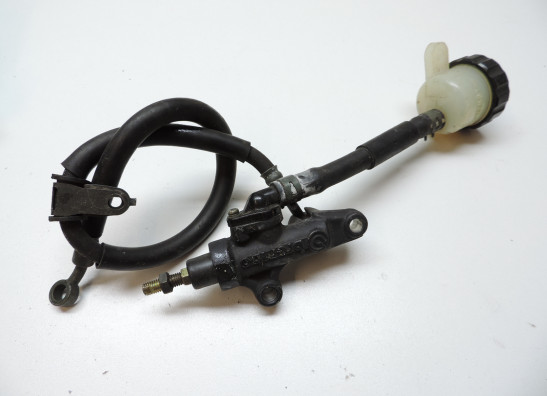 Rempomp achter Yamaha YZF R6