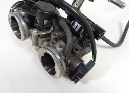 Gasklephuis Suzuki Burgman 650