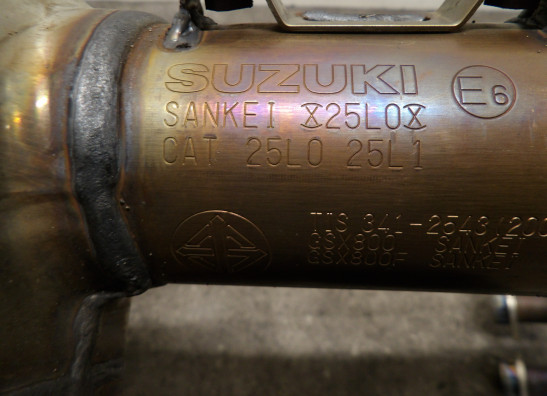 Uitlaat Suzuki GSX 8R