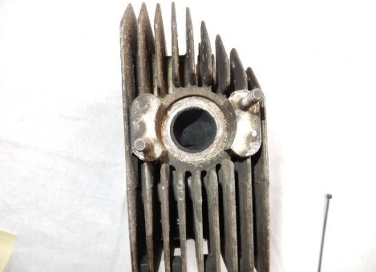 Cilinderkop Moto Guzzi V35 V50 V65