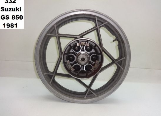 Rear wheel Suzuki GS 850