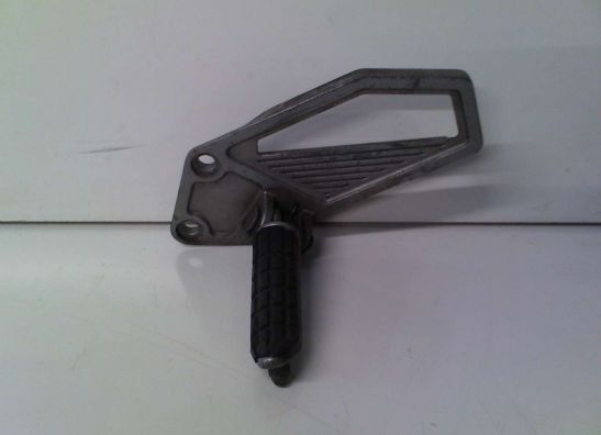 Fussrastetrager vorne links Kawasaki GPX 750
