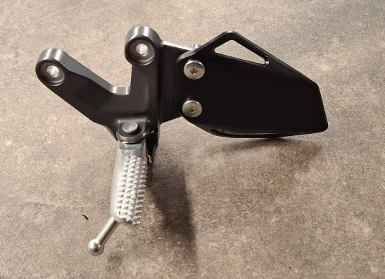 Schetsplaat links Yamaha MT 09