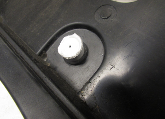 Cowl inside upper Suzuki GSX F 750