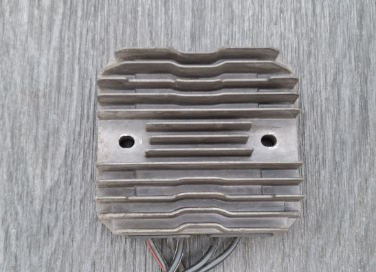 Spanningsregelaar Suzuki Burgman 650