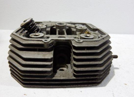 Cilinderkop Moto Guzzi Le Mans III