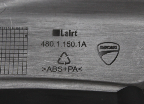 Linker luchtbuis Ducati Multistrada 1200