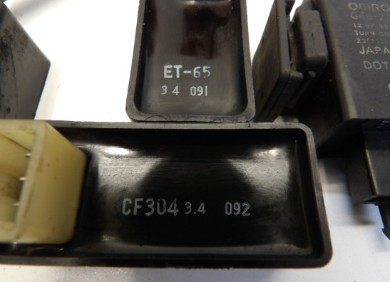 Relais unit Honda VT 700 750