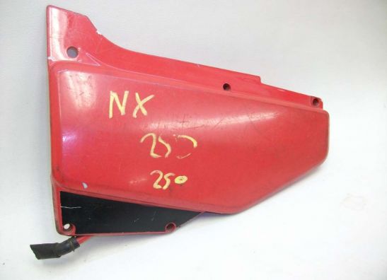 Linker zijkuip klein Honda NX 250 Dominator