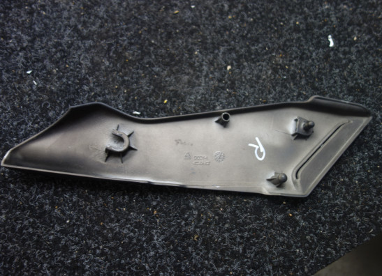 Rechter zijkuip klein MV Agusta 750 Brutale