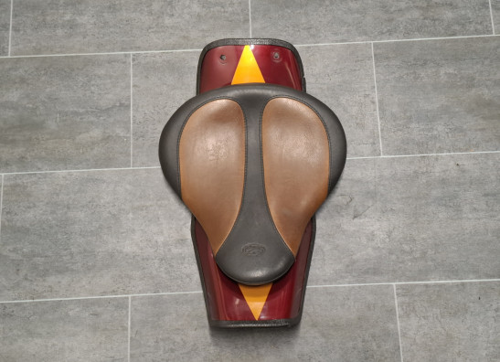 Zadel Harley Davidson FLSTN Deluxe