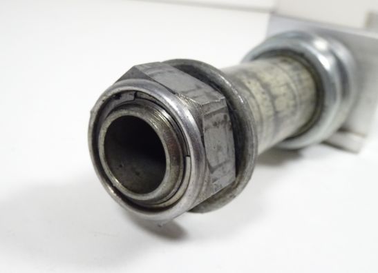 Rear axle Yamaha FZ1