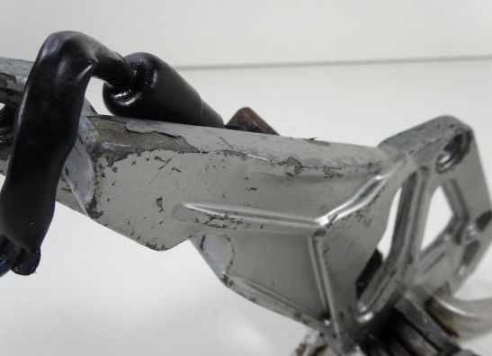 Fussrastetrager vorne rechts Kawasaki ZZR 1100