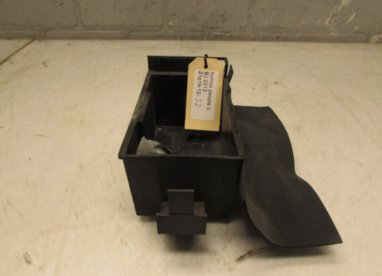 Batterie befestigung Kymco People S 300i