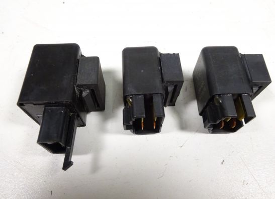 Relay Kawasaki Z 750