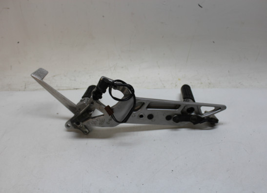 Fussrastetrager vorne rechts Yamaha FJR 1300