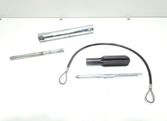 Bordwerkzeug Ducati monster 600