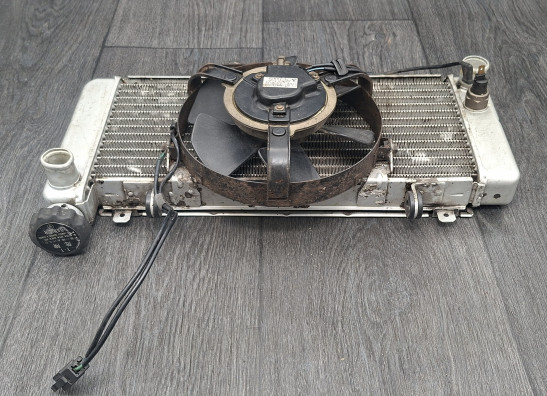 Radiator Honda VFR 750