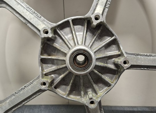 Front Wheel Honda VF 700  750 Supermagna