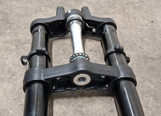 Voorpoten compleet Aprilia Tuono 660