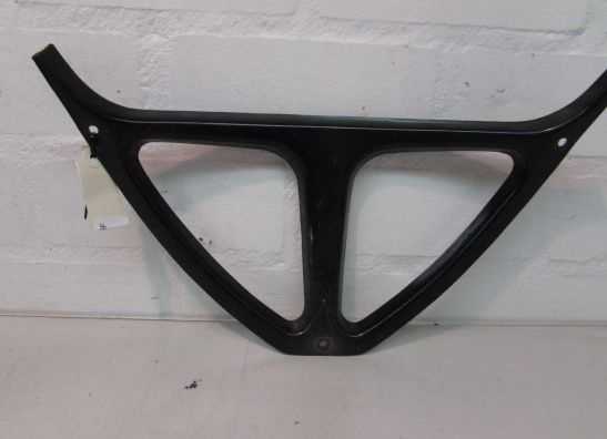 Cowl under Suzuki GSX F 1100