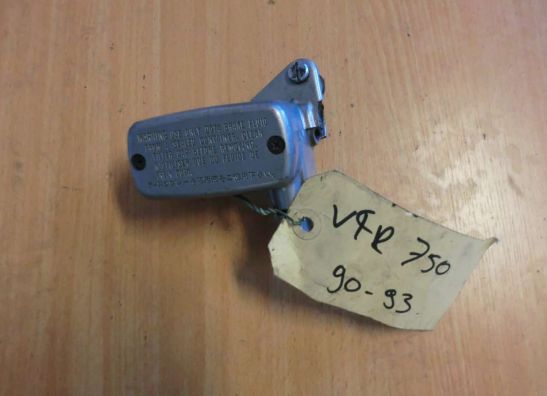 Front brake master cylinder  Honda VFR 750