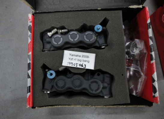 Brake calipers front Yamaha YZF R1