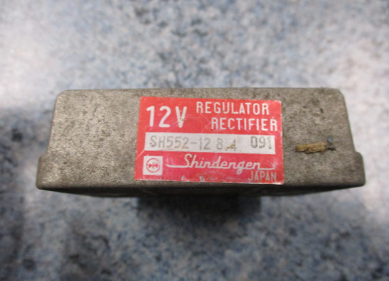 Regler Gleichrichter Kawasaki GPZ 305