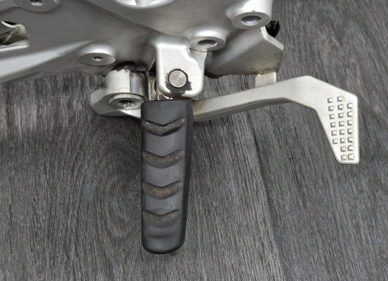 Fussrastetrager vorne rechts BMW F 900 XR