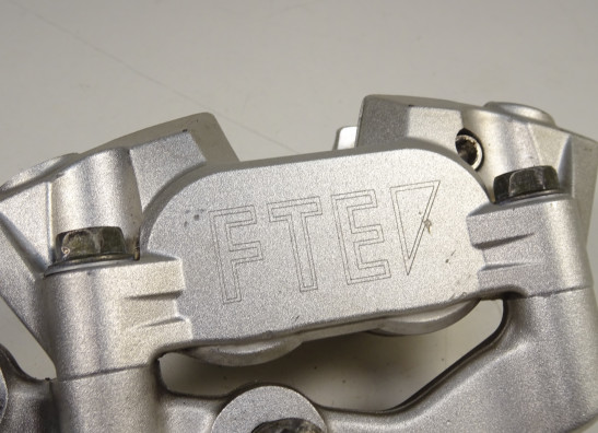 Bremssattel Bremszange vorn links Aprilia Pegaso 650