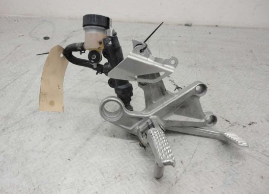 Fussrastetrager vorne rechts Honda CBR Fireblade