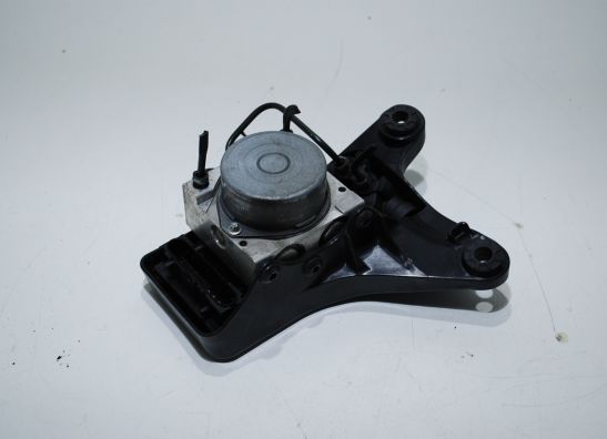 ABS pomp Honda VFR 1200