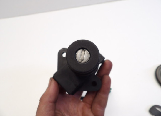 Schlosssatz Suzuki GS 450