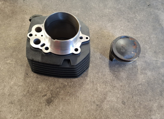 Cylinders Moto Guzzi V85 TT