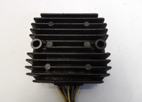 Spanningsregelaar Honda VF 700  750 C Magna