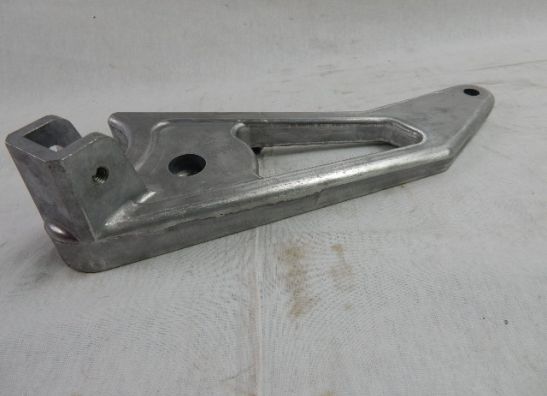 Footrest left Moto Guzzi California 3