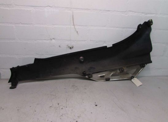 Linker achterkant Suzuki GSX F 750