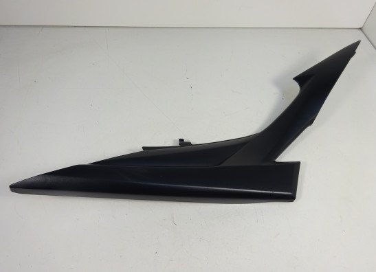 Cowl right small Suzuki GSR 600