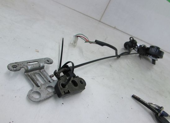 Slotenset Aprilia RSV 1000