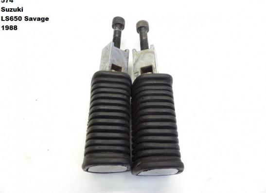 Duo voetsteun set Suzuki LS 650