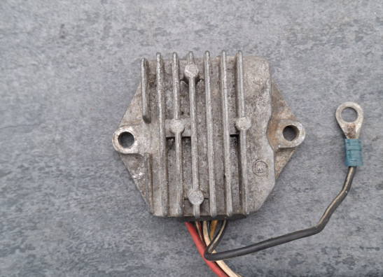 Regulator rectifier  Suzuki GS 550
