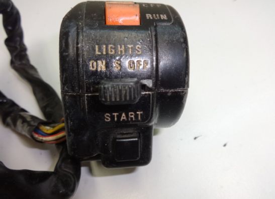Handlebar switch assy right Suzuki GSX 750