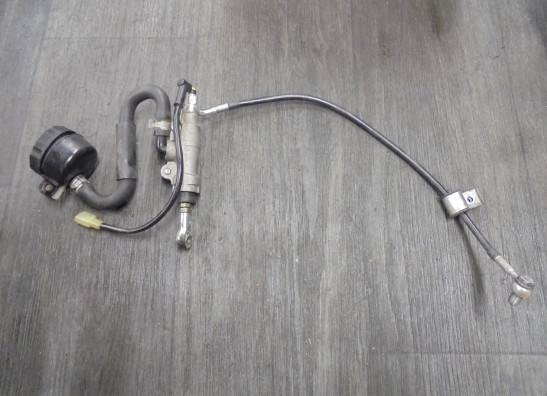 Rempomp achter Kawasaki ZRX 1100 1200 2001-2005