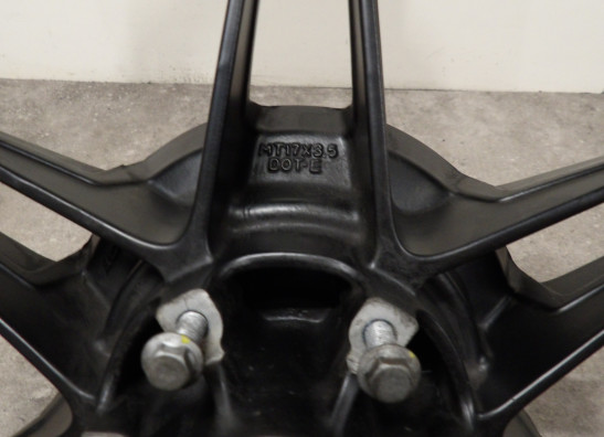 Achtervelg Moto Guzzi V 7 Stone