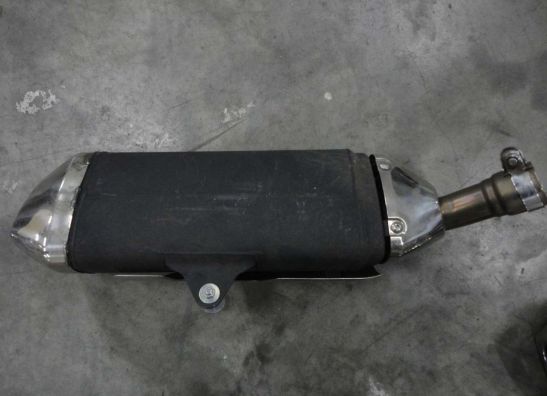 Uitlaat Suzuki GSR 750