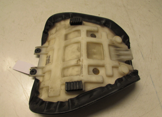 Zadel Suzuki GSX R 750