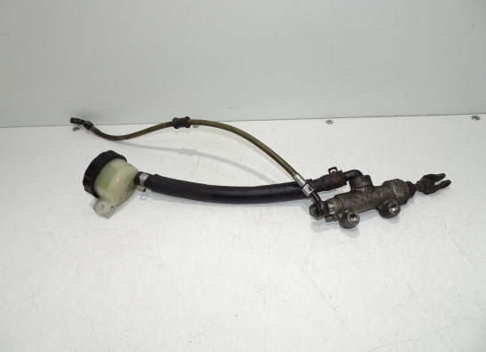 Rempomp achter Kawasaki ZZR 600