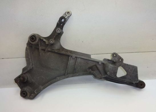 Fussrastetrager vorne rechts Honda ST 1100 Pan European