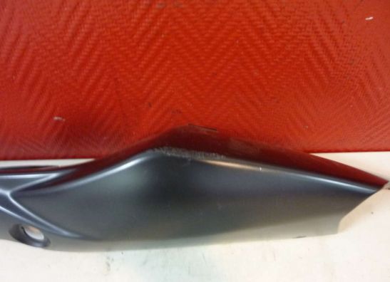 Cowl left rear Suzuki GSX R 1000