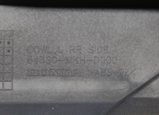 Cowl left rear Honda X-adventure 750